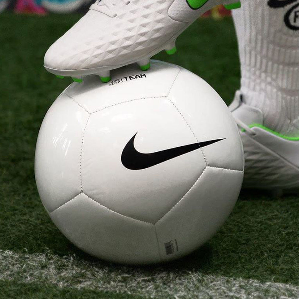 Nike Pitch Team Fußball FZ7553-100